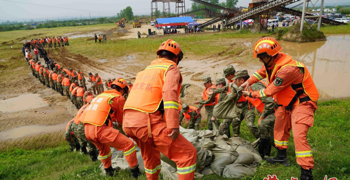 常德市开展“应急使命·澧水2026”防汛应急实战演练