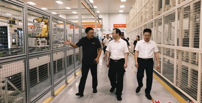 周振宇赴常德经开区、鼎城区调研督导