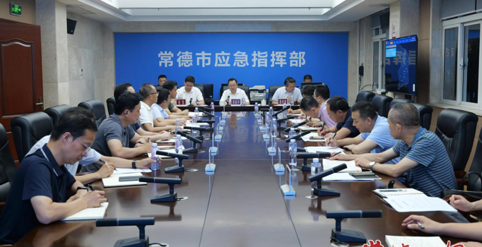周振宇主持召开全市防汛会商会